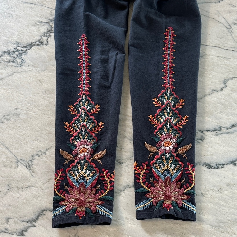 Johnny Was Black Leggings with Multicolor Floral Embroidery - Picture 3 of 9